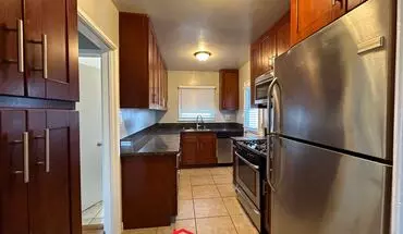 5 of 12 12928 Burbank Blvd Apartment for rent in Sherman Oaks, CA