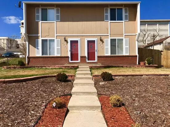 Newly Renovated 2-bedroom, 1-bathroom Unit! Apartment for rent in Denver, CO