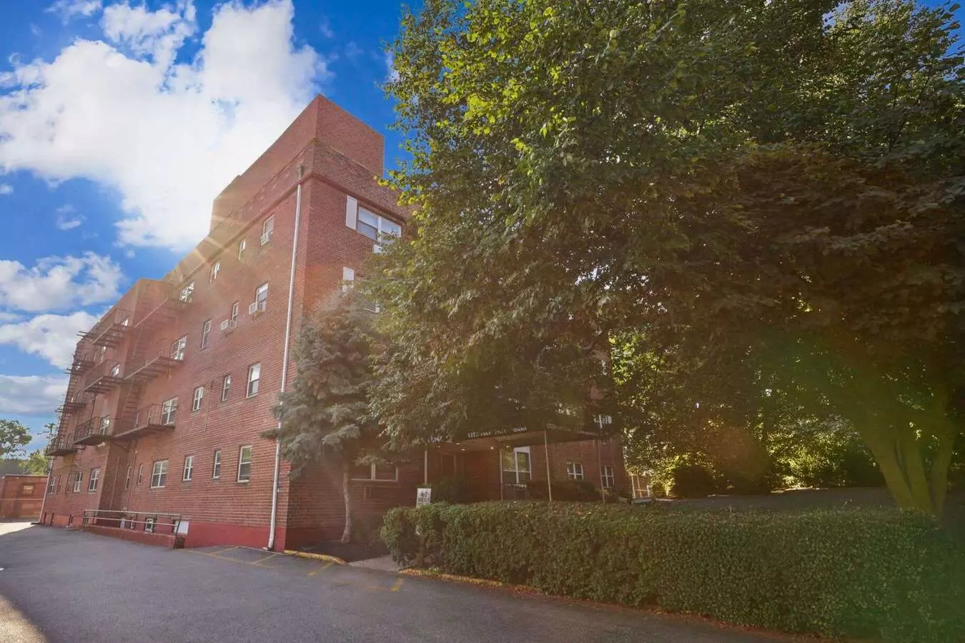 Bayview Apartments Apartment for rent in Freeport, NY