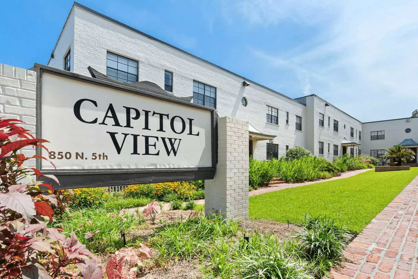 Downtown Living With A Capitol View! Apartment for rent in Baton Rouge, LA