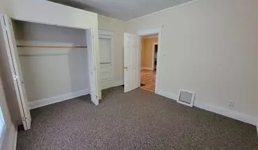 5 of 35 519 Howard St Apartment for rent in South Bend, IN