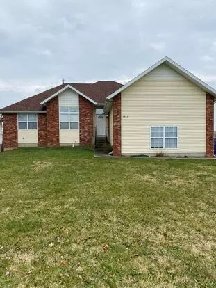 5 Bedroom/3 Bathroom House Apartment for rent in Springfield, MO 5 Bedroom/3 Bathroom House Apartment for rent in Springfield, MO