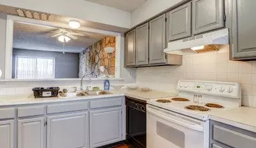 5 of 130 1000 S Woodlawn St #809 Apartment for rent in Wichita, KS