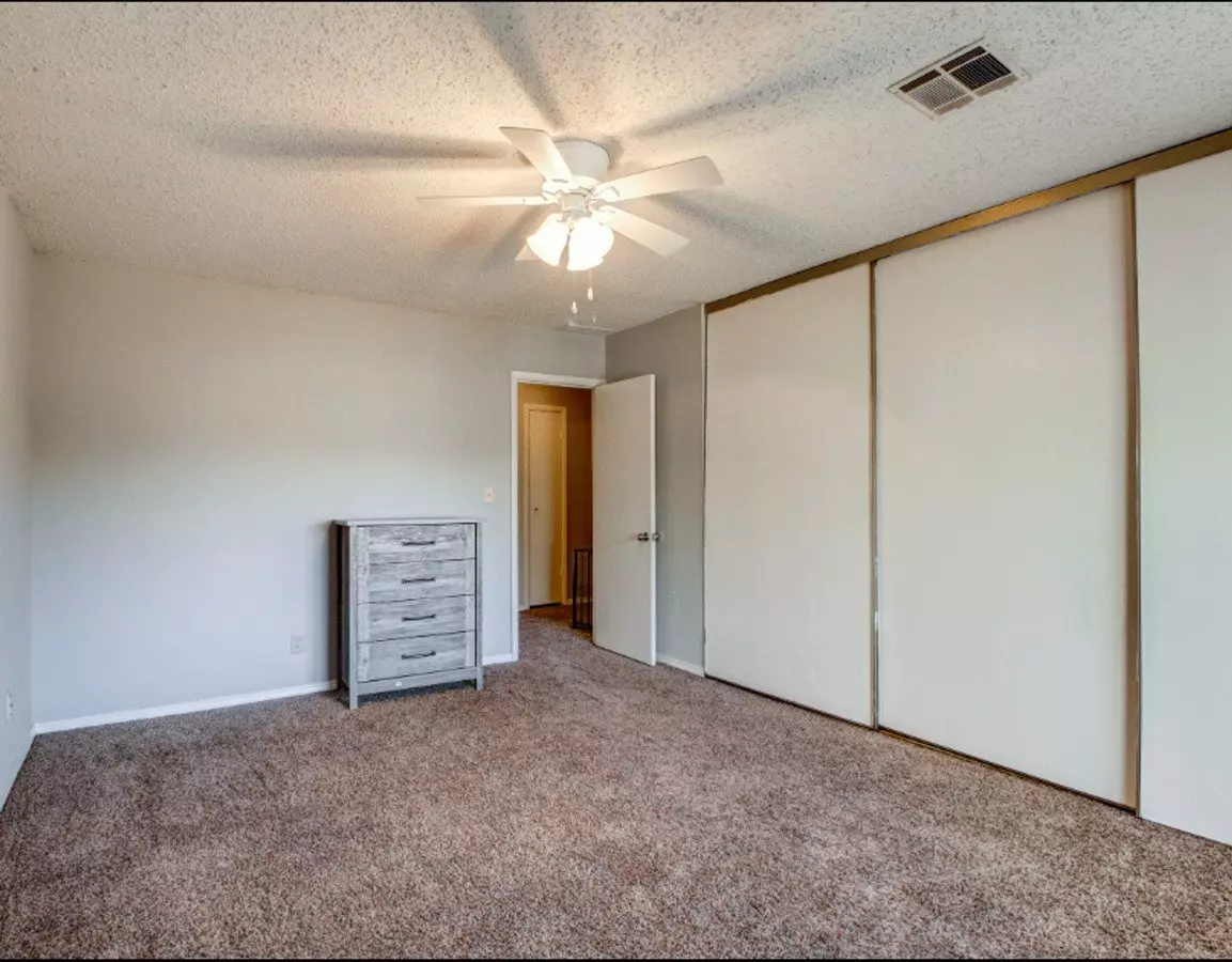 1000 S Woodlawn St #809 Apartment for rent in Wichita, KS