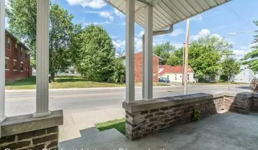 2 of 13 402 East 10th House for rent in Bloomington, IN
