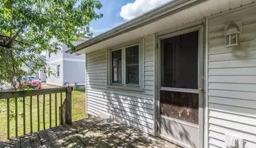 3 of 13 402 East 10th House for rent in Bloomington, IN