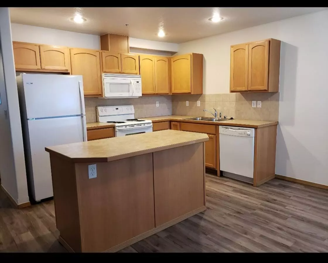 Rosevue Apartments 15620 E. Valleyway Apartment for rent in Spokane Valley, WA