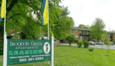 2 of 25 Iroquois Green Apartment for rent in Louisville, KY