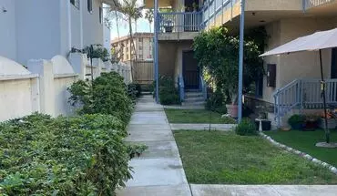 3 of 22 137 S Broadway #1 to # 12 Apartment for rent in Redondo Beach, CA