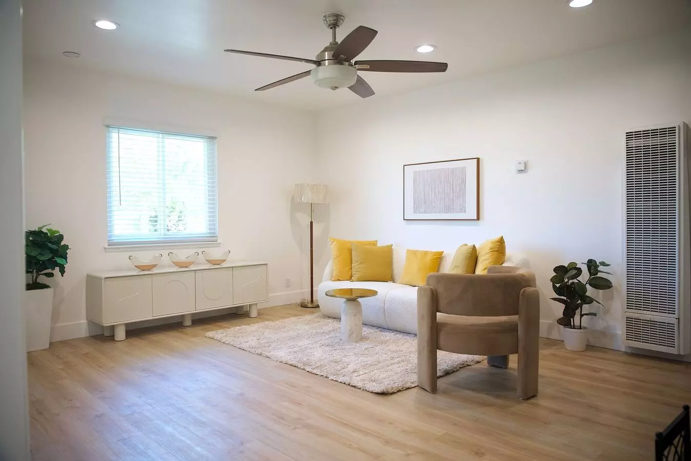 Showing Times: Every Monday & Friday From 2:00pm–3:00pm House for rent in Westminster, CA