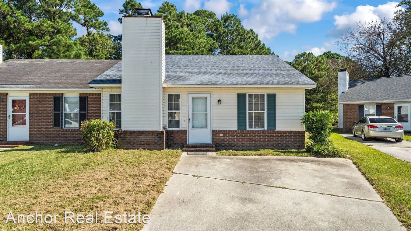 119 Live Oak Ct Midway Park, NC House for Rent