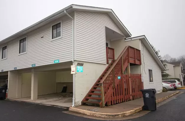 Upgraded & Spacious Condo In The Heart Of Old Town Manassas Apartment for rent in Manassas, VA