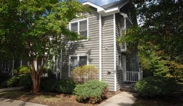 Fox Chase & Lochridge Apartment for rent in Durham, NC