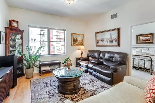 1950 N Logan St #814 Apartment for rent in Denver, CO