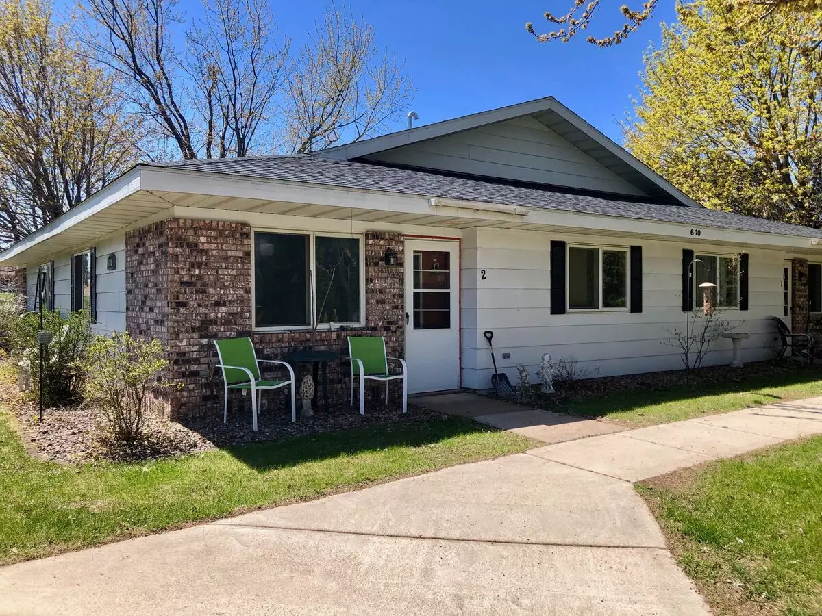 All One Level, Private Entry Units! Apartment for rent in Barron, WI