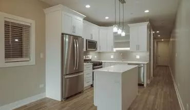 2 of 10 Prospect Station Apartment for rent in Clarendon Hills, IL