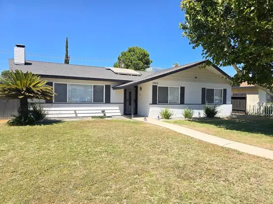 ✨ Modern 3-bed, 2-bath Home With Gorgeous Finishes | $2,250/month | Ready Upon Approval! ✨ Apartment for rent in Bakersfield, CA ✨ Modern 3-bed, 2-bath Home With Gorgeous Finishes | $2,250/month | Ready Upon Approval! ✨ Apartment for rent in Bakersfield, CA