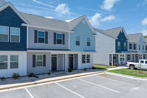 321 Starfish Ln Apartment for rent in Sneads Ferry, NC