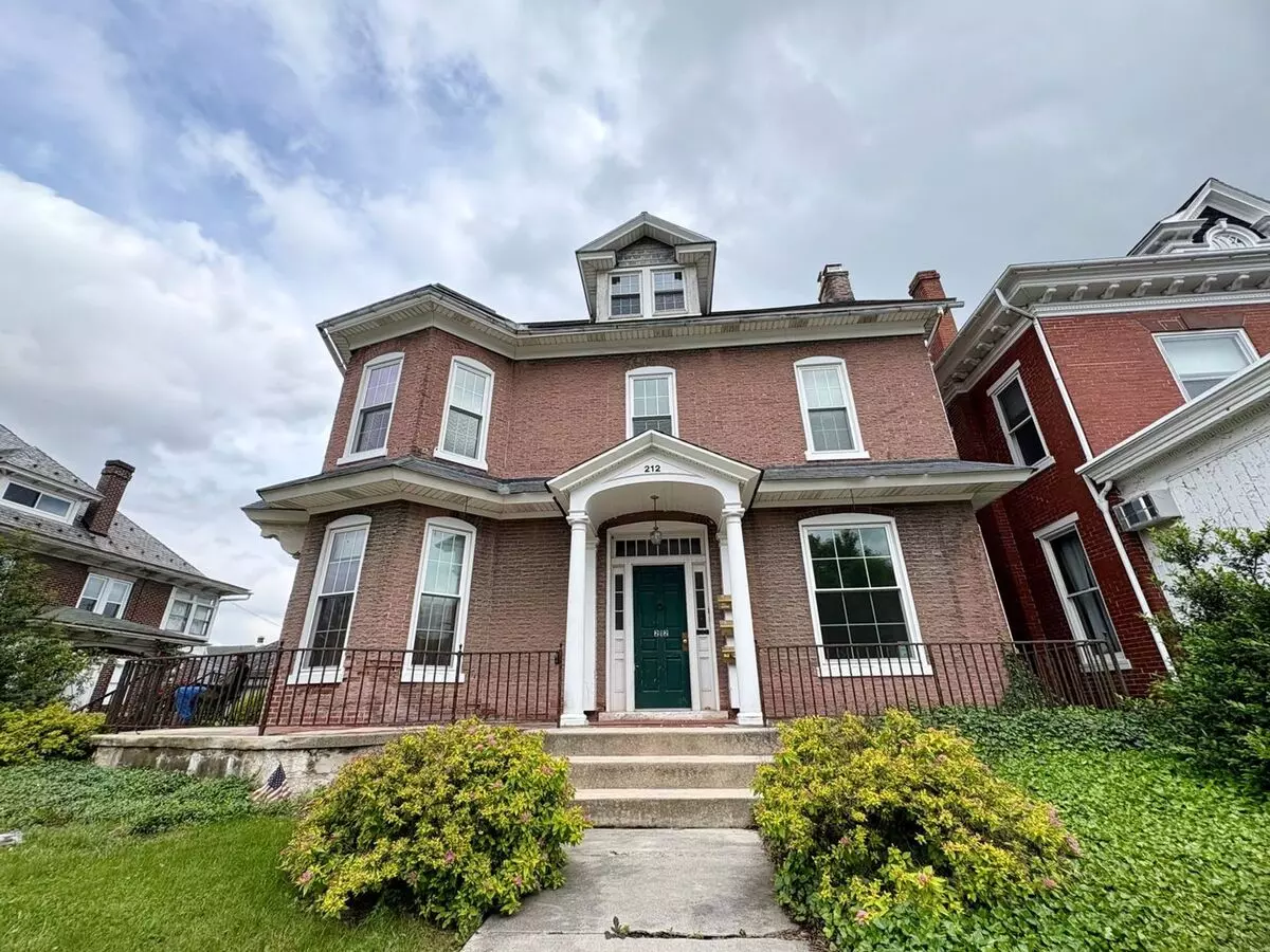 212 E Main St Apartment for rent in Palmyra, PA