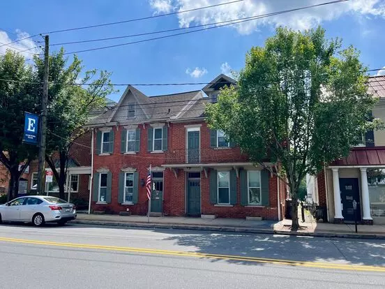 216 S Market St Apartment for rent in Elizabethtown, PA