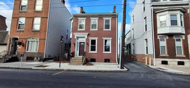 323 Cumberland St Apartment for rent in Lebanon, PA