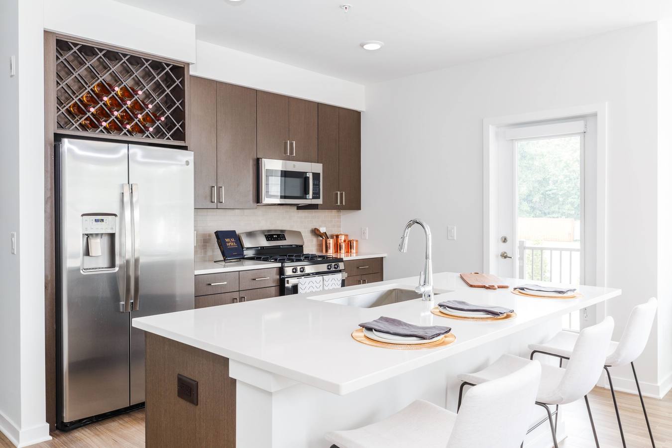 99 Bridge Apartments 99 Old Amboy Road Old Bridge, NJ