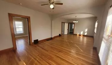 2 of 27 2 Bedroom, 1 Bathroom Home With Hardwood! House for rent in Des Moines, IA