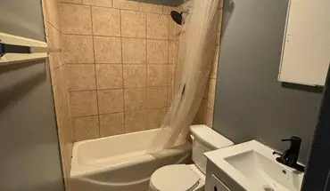 4 of 7 1708 & 1712 18th St. Apartment for rent in Lubbock, TX