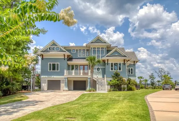 4 Bedroom 4.5 Bath Home In Dunes West - Mt. Pleasant Apartment for rent in Mt Pleasant, SC