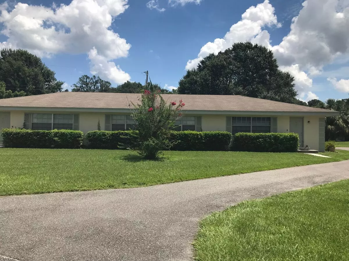 2 of 3 Suburban Villa Apartment for rent in Brandon, FL