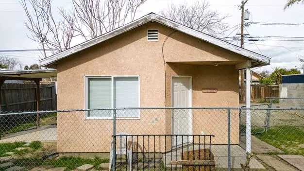 1435 Nadine Ave Apartment for rent in Modesto, CA