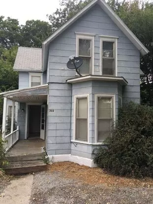 $950 - 3 Bed 1 Bath - Single Family Home Apartment for rent in Newton, KS