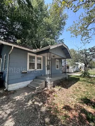525 N. Meridian Apartment for rent in Wichita, KS