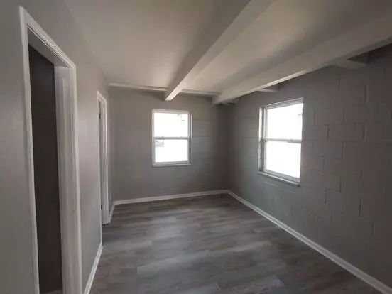 $695 - 2 Bed 1 Bath Duplex - Located In The Stanley/aley Neighborhood Apartment for rent in Wichita, KS $695 - 2 Bed 1 Bath Duplex - Located In The Stanley/aley Neighborhood Apartment for rent in Wichita, KS