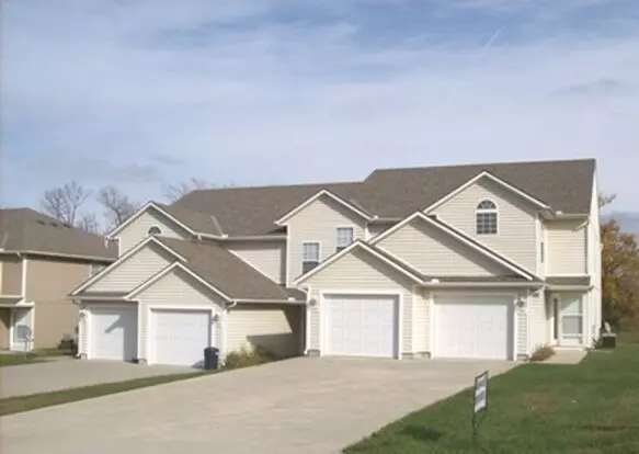 1201 Pebblecreek Dr Apartment for rent in Warrensburg, MO