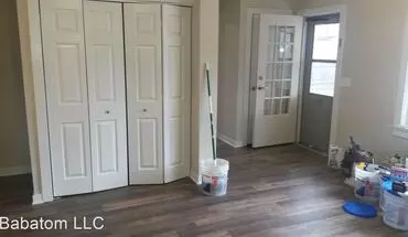 3 of 15 721 W State St House for rent in Fort Wayne, IN