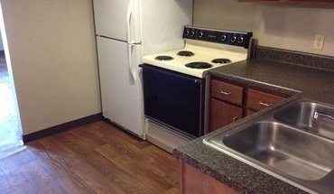 5 of 10 Burt Reynolds Hall Apartment for rent in Tallahassee, FL