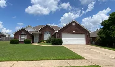 2 of 28 Great Location With Easy Highway Access. House for rent in Broken Arrow, OK