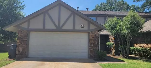 South Tulsa 3 Bed Union Schools Duplex. Apartment for rent in Tulsa, OK