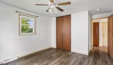 4 of 10 915 917 Byrd Ave Apartment for rent in Neenah, WI