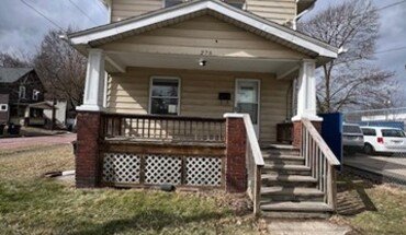 278 Huntington Ave Apartment for rent in Akron, OH
