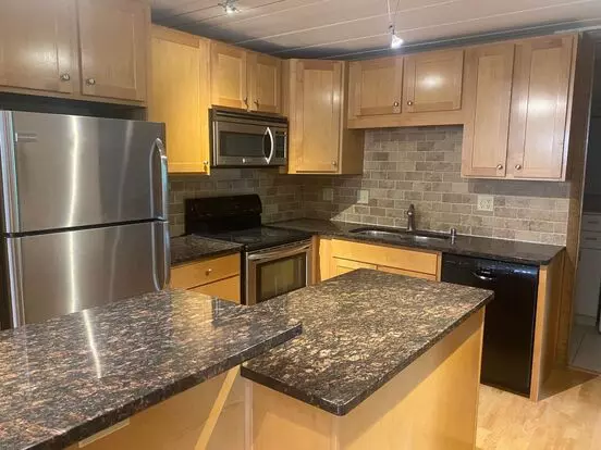 2 Bed 1 Bath Condo Rental - 2051 Allen Blvd., Middleton Apartment for rent in Middleton, WI 2 Bed 1 Bath Condo Rental - 2051 Allen Blvd., Middleton Apartment for rent in Middleton, WI