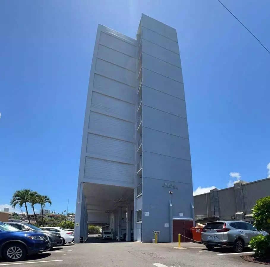 Location! Location! Location! 2br/1ba/1pkg Condo Unit Water/sewer Incl Apartment for rent in Aiea, HI