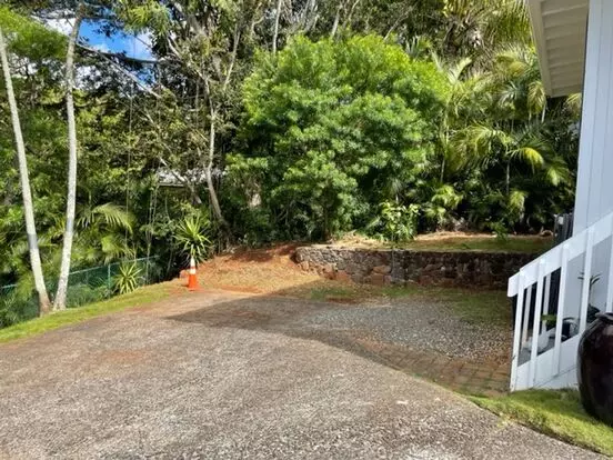 Single Level, Patio, Private W&d, Window Ac Units Apartment for rent in Honolulu, HI