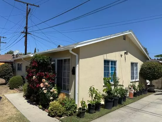 104 Apartment for rent in Paramount, CA
