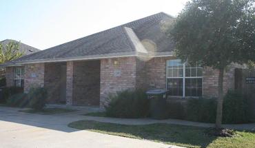 2332-2334 Pheasant Apartment for rent in College Station, TX