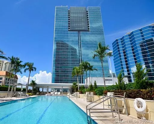 Experience Luxury Living In This Bright And Spacious 1-bedroom, 1-bathroom Residence, Featuring A Large Balcony And In-unit Washer/dryer. Enjoy Resort-style Amenities, Fitness Center, Pool, And More. Residents Also Benefit From Hotel-like Services And Inc Apartment for rent in Miami, FL