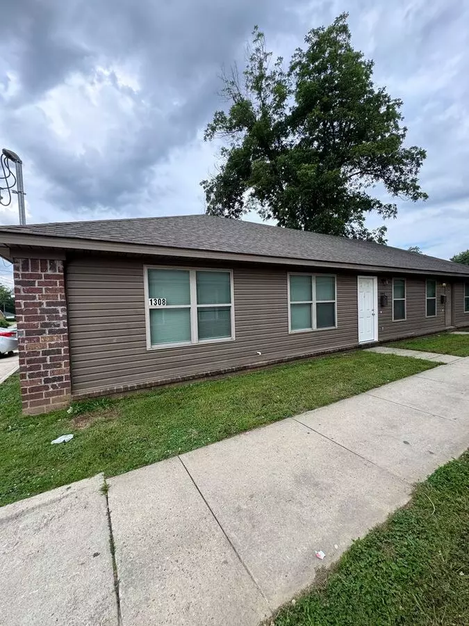1308 W. Monroe #A Apartment for rent in Jonesboro, AR
