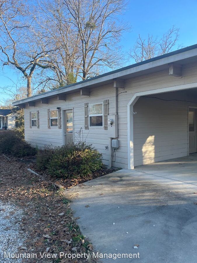 1219 Lee Clarkson Rd Chickamauga, GA House for Rent