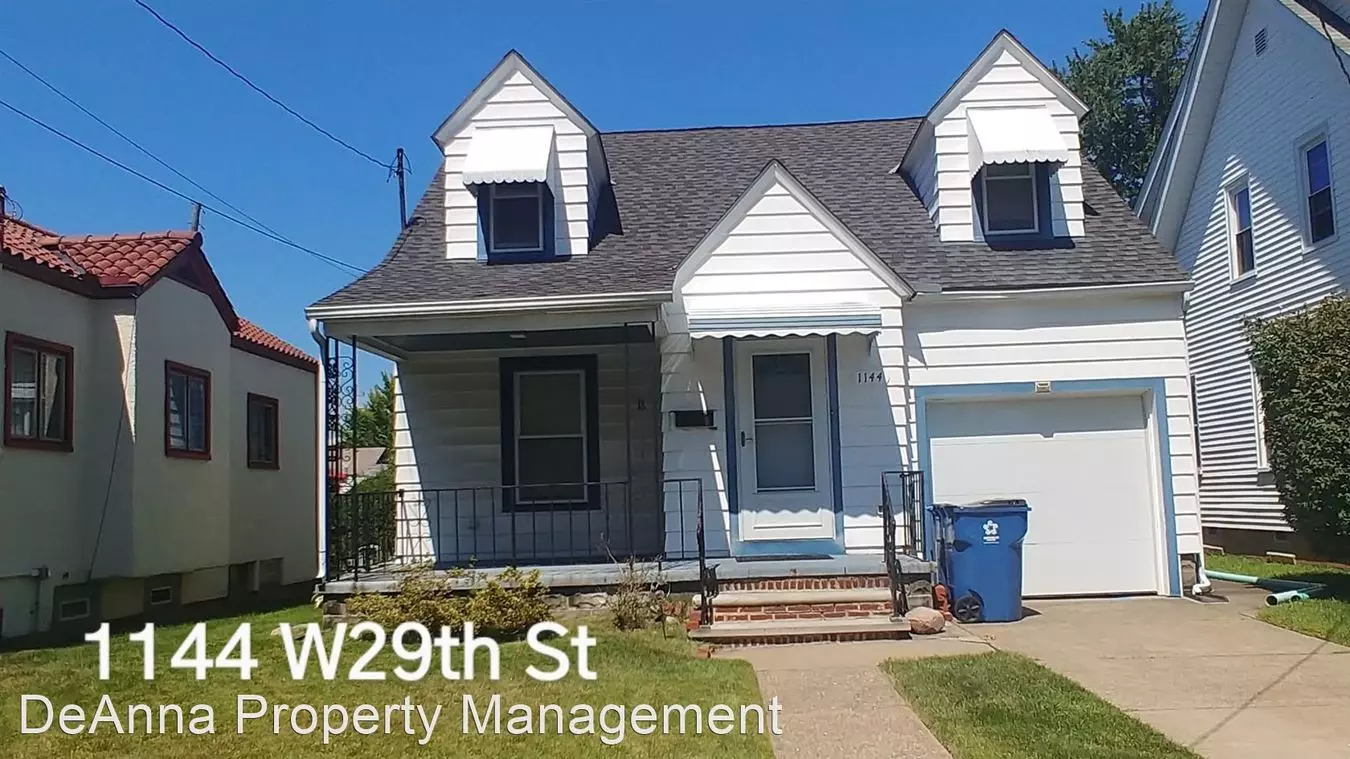 1144 W 29th St House for rent in Lorain, OH